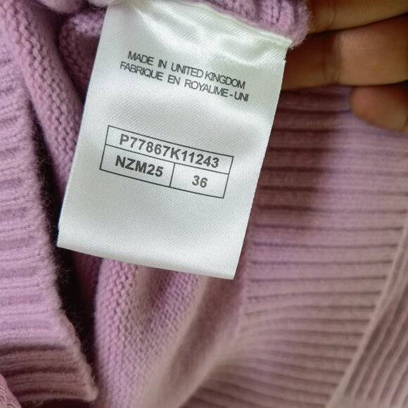 CHANEL FALL WINTER 2024 CASHMERE CARDIGAN CC TURN LOCK - Picture 10 of 11